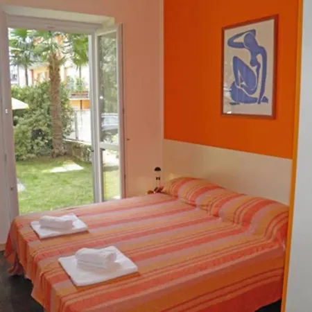 Holiway Cedro 102